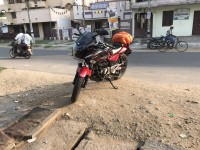 Cock W Red Bajaj Pulsar 220 DTSFi