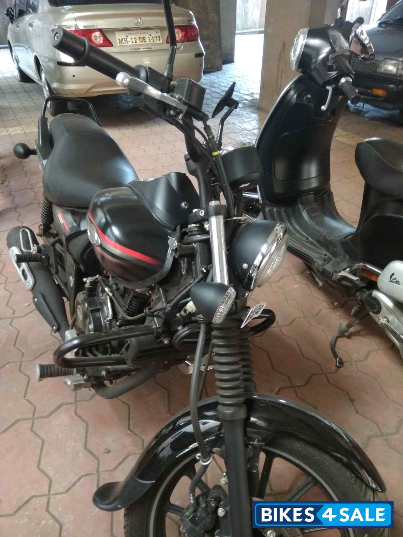 Brown Bajaj Avenger Street 220