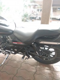 Brown Bajaj Avenger Street 220