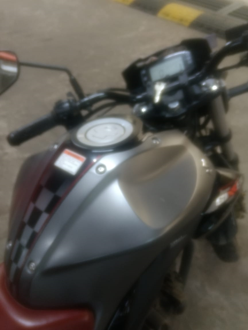 Grey Suzuki Gixxer SP