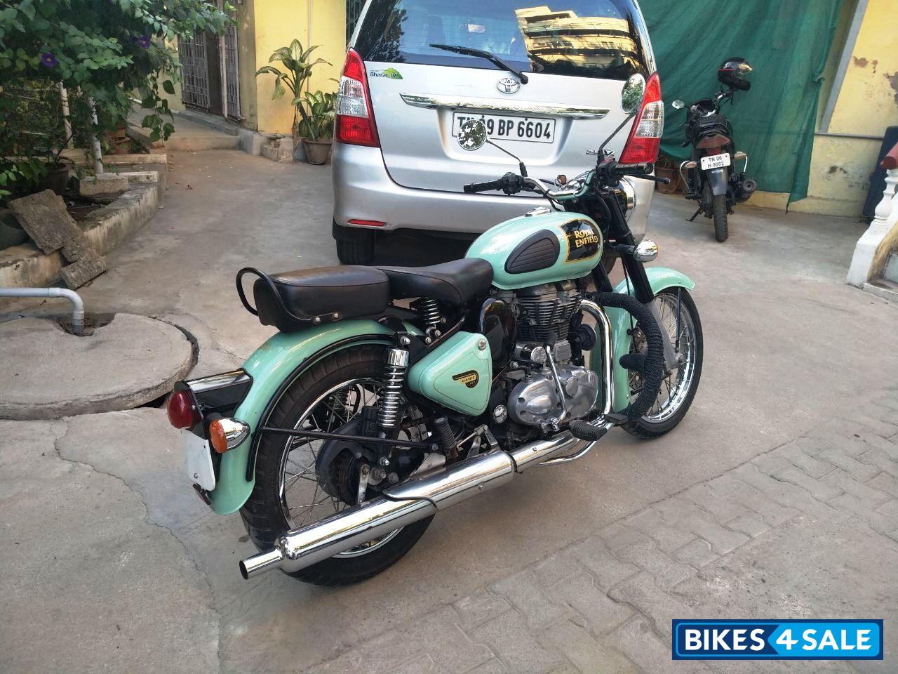 Mint Green Royal Enfield Bullet 350 Twinspark