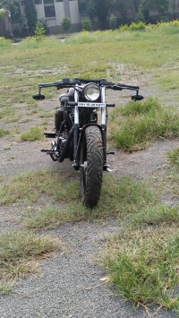 Maroon Royal Enfield Classic 350