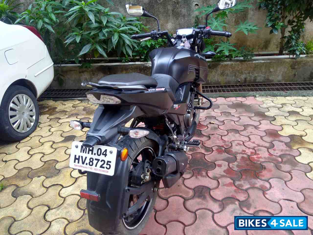 Matte Black TVS Apache RTR 200 4V Matte Black TVS Apache RTR 200 4V