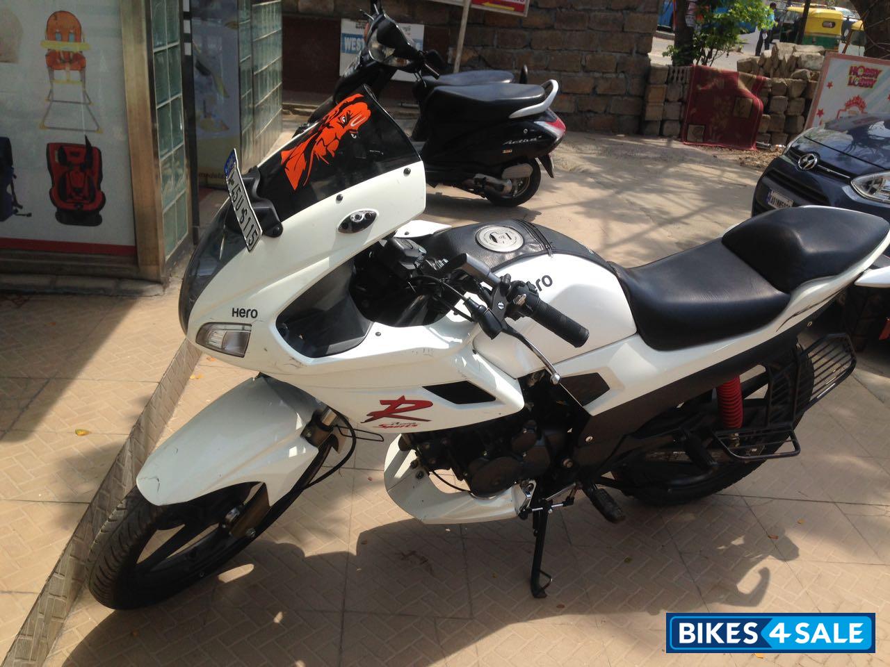 Used 2014 model Hero Karizma R for sale in Bangalore. ID 165528. White colour Bikes4Sale