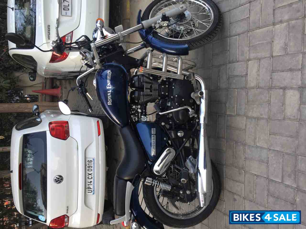 Blue Royal Enfield Thunderbird 500