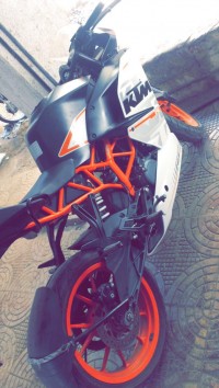 White Orange Black KTM RC 390