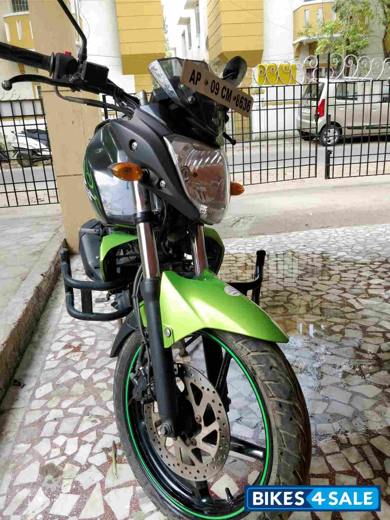 Black And Olive Green Yamaha FZ-S