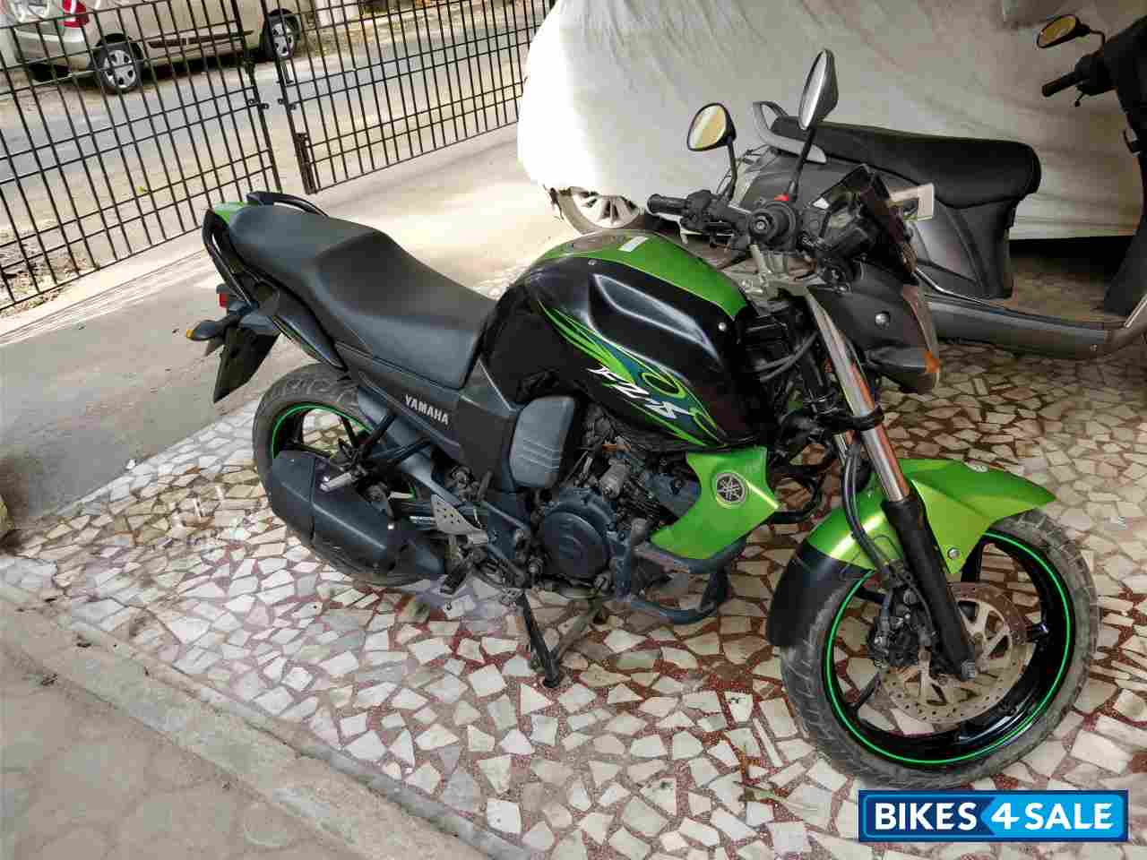 Black And Olive Green Yamaha FZ-S