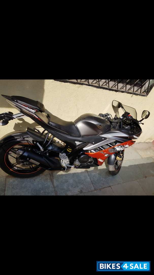 Adrenaline Red Yamaha YZF R15 V2