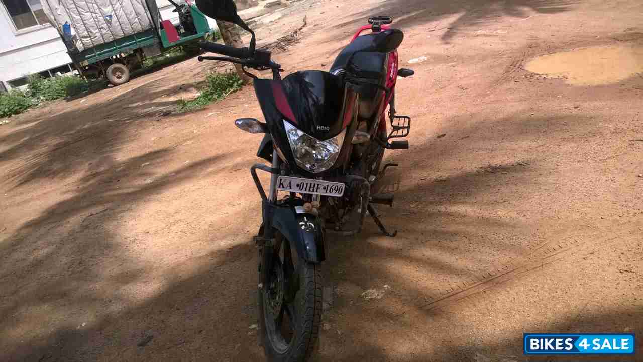 Black & Red Hero Glamour 125