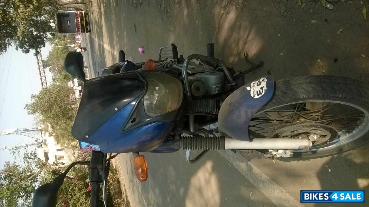 Blue Bajaj Pulsar 150 DTSi