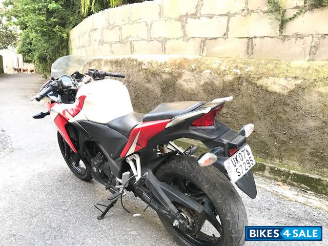 Red And White Honda CBR 250R