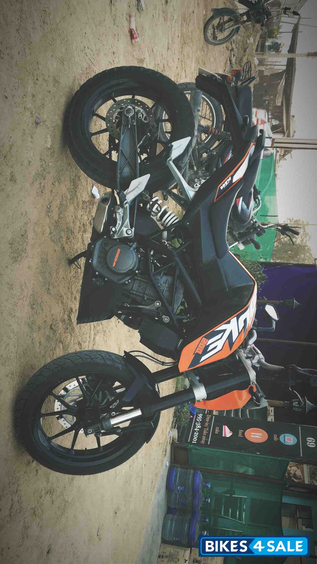 Used 2012 model KTM Duke 200 for sale in Jaipur. ID 165788. Orange