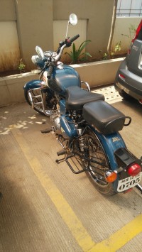 Lagoon Royal Enfield Classic 350