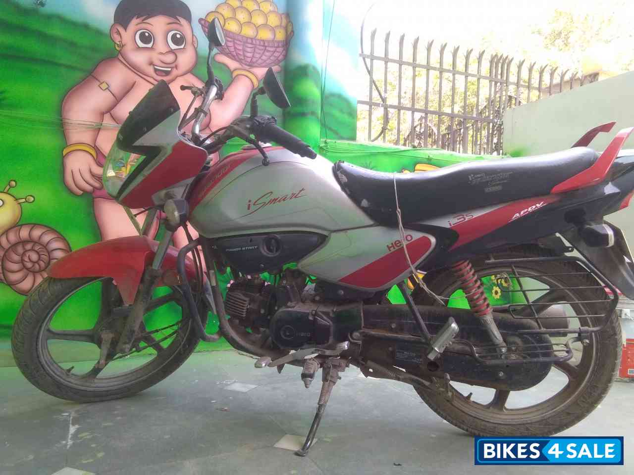 Red And Silver Hero Splendor iSmart