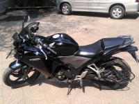 Black Honda CBR 250R ABS