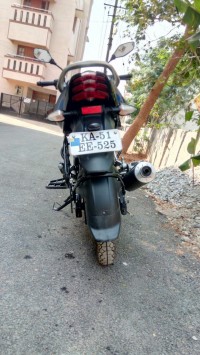 Black Bajaj Discover 125 ST