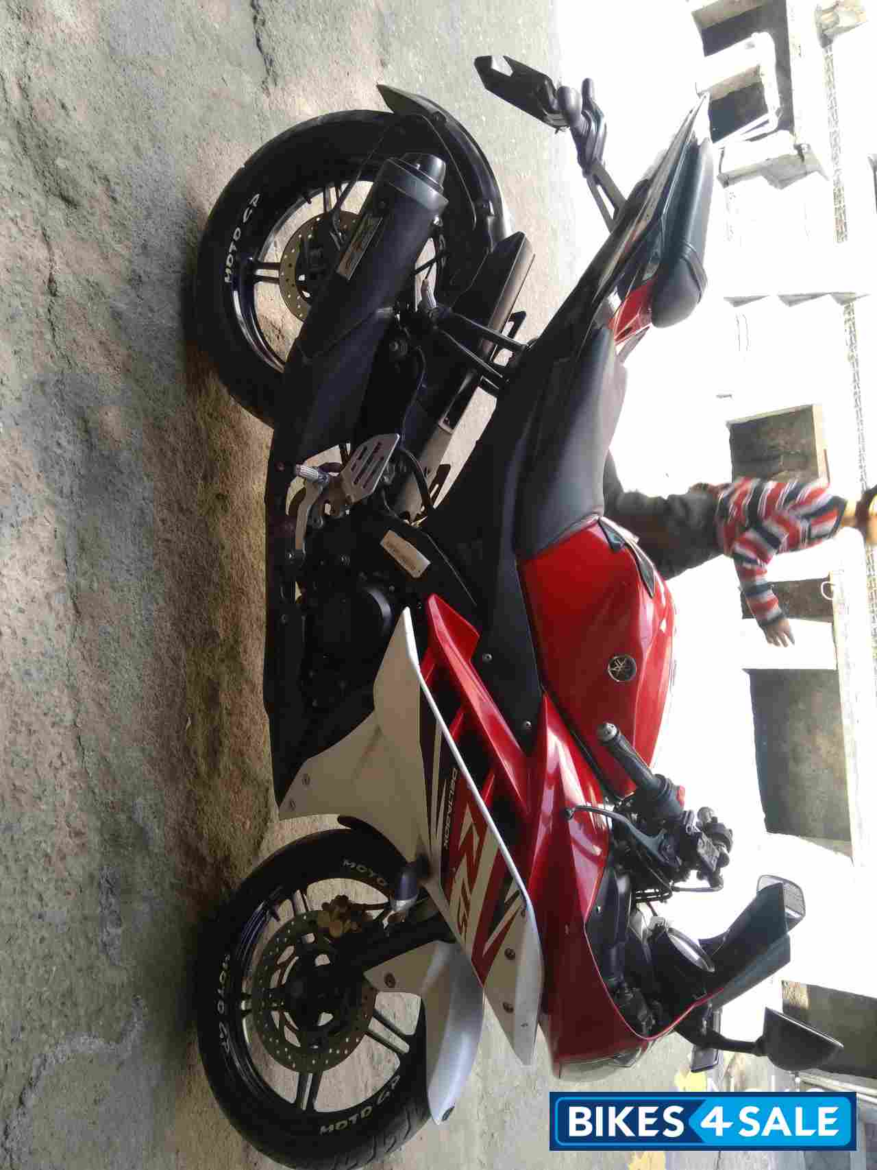 Black N Red Yamaha YZF R15 V2