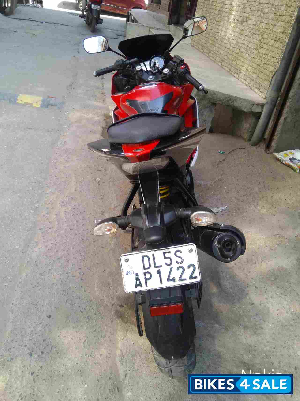 Black N Red Yamaha YZF R15 V2