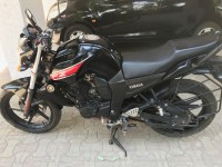 Black Yamaha FZ16