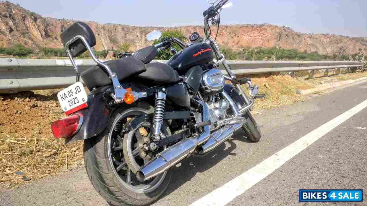 Black Harley Davidson Superlow