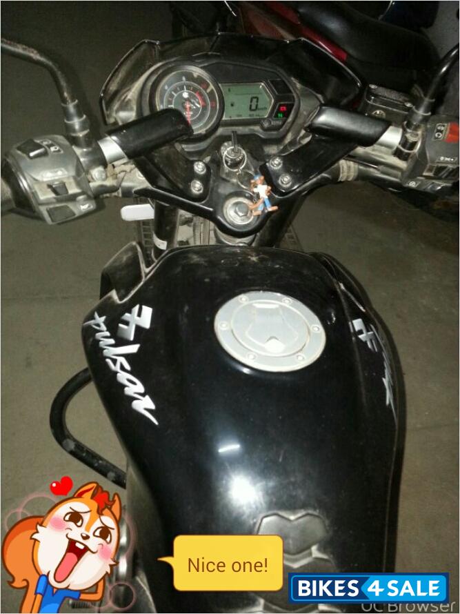 Black Bajaj Pulsar 135LS