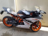 Black And Orange KTM RC 390