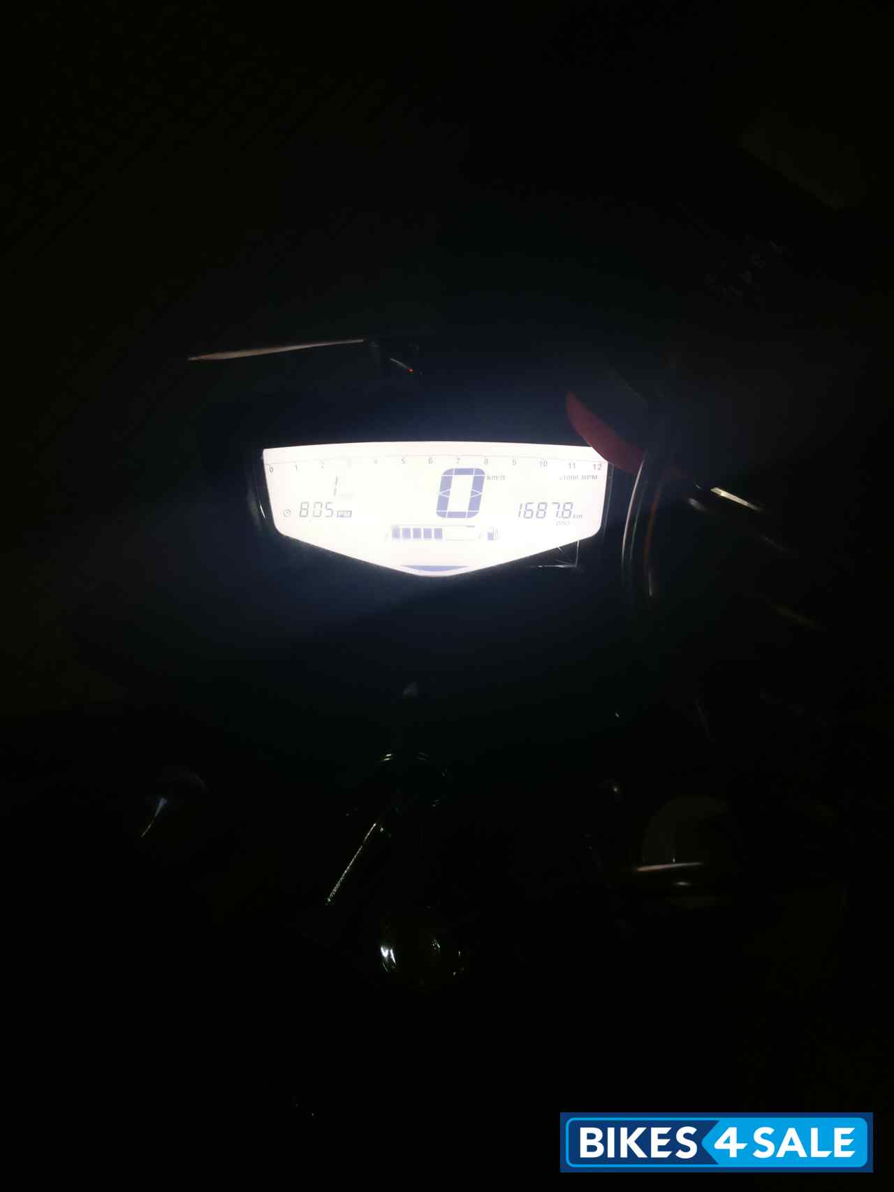 Red TVS Apache RTR 200 4V