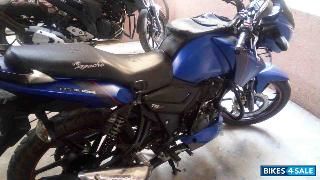 Matt Blue TVS Apache RTR 160 Matt Blue TVS Apache RTR 160