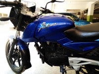 Blue Bajaj Pulsar 180 DTSi