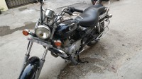 Black Bajaj Avenger 220 DTS-i