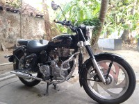 Black Royal Enfield Bullet Standard 350