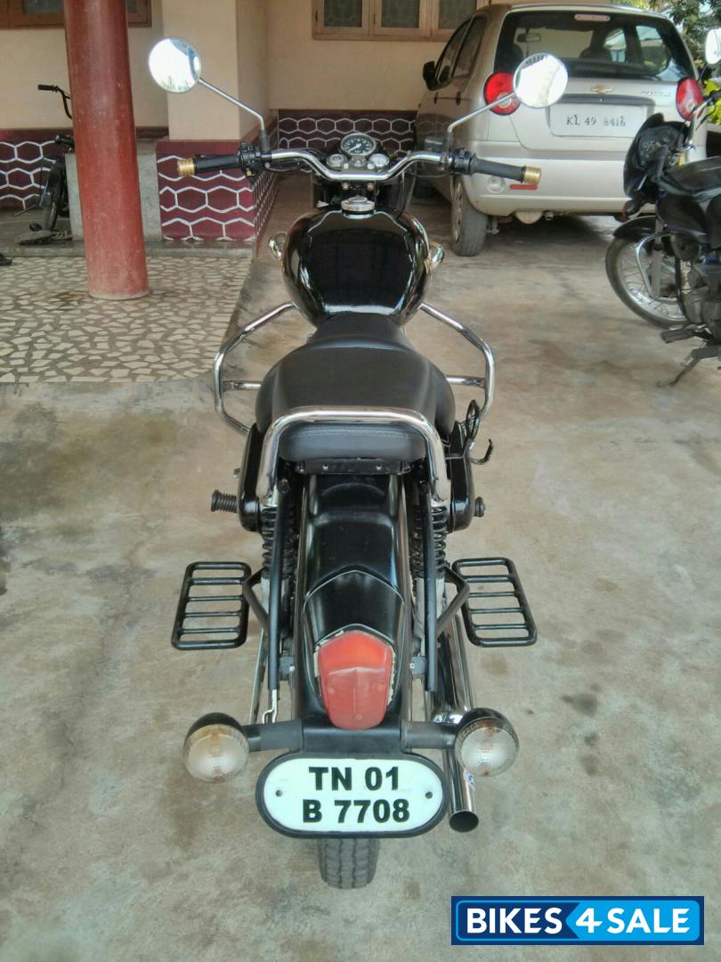 Black Royal Enfield Bullet Standard 350