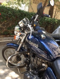 Blue Royal Enfield Thunderbird 350