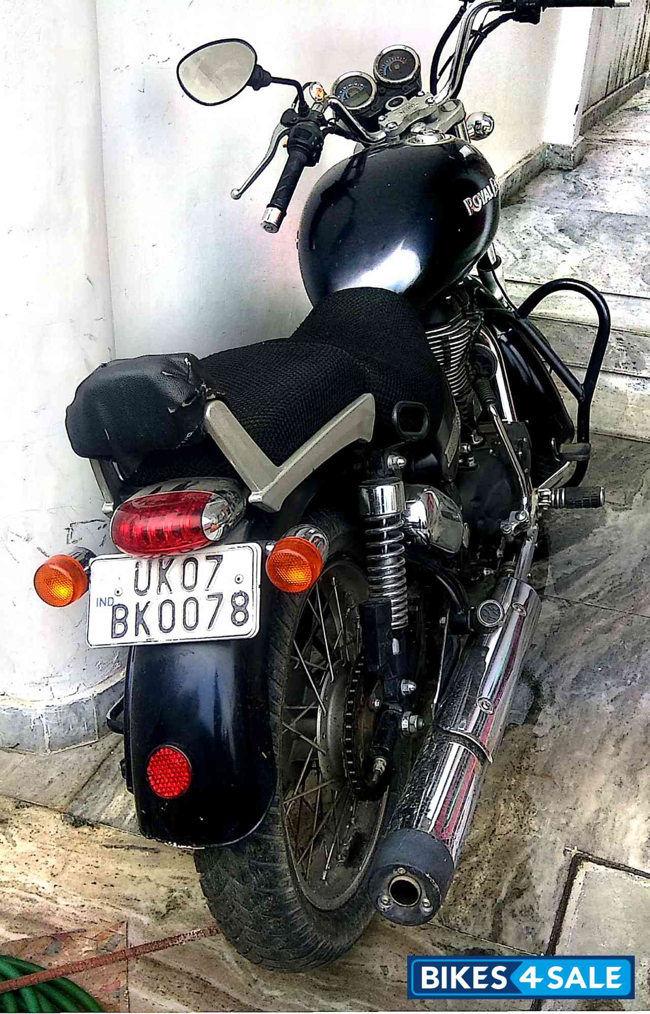 Matte Black Royal Enfield Thunderbird 350