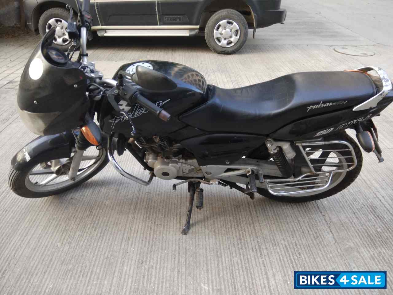 Black Bajaj Pulsar 150 DTSi