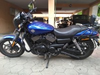 Blue Harley Davidson Street 750