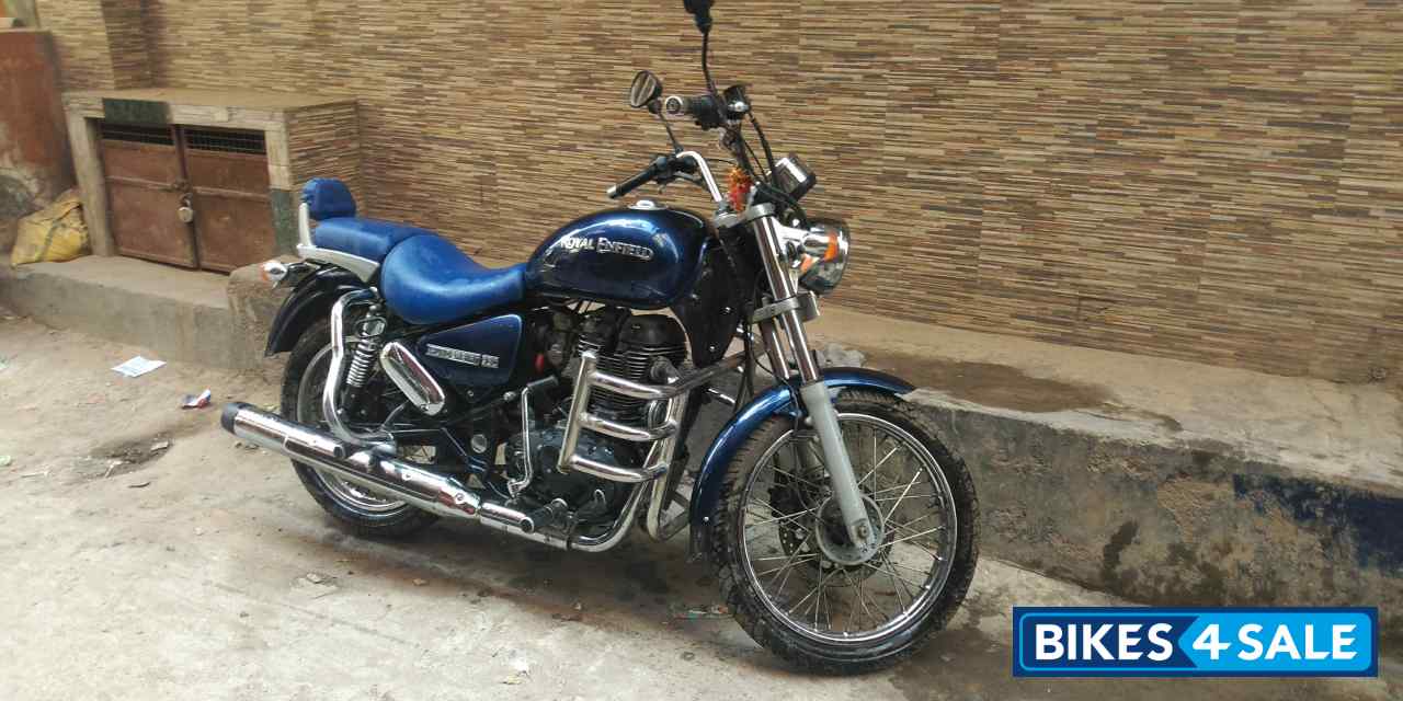 Blue Royal Enfield Thunderbird TwinSpark 350