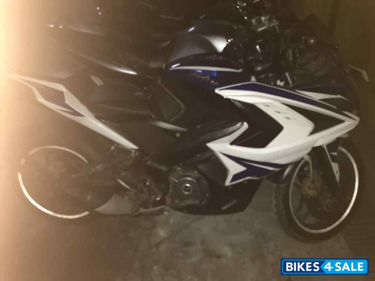 Blue And White Bajaj Pulsar RS 200 ABS Blue And White Bajaj Pulsar RS 200 ABS