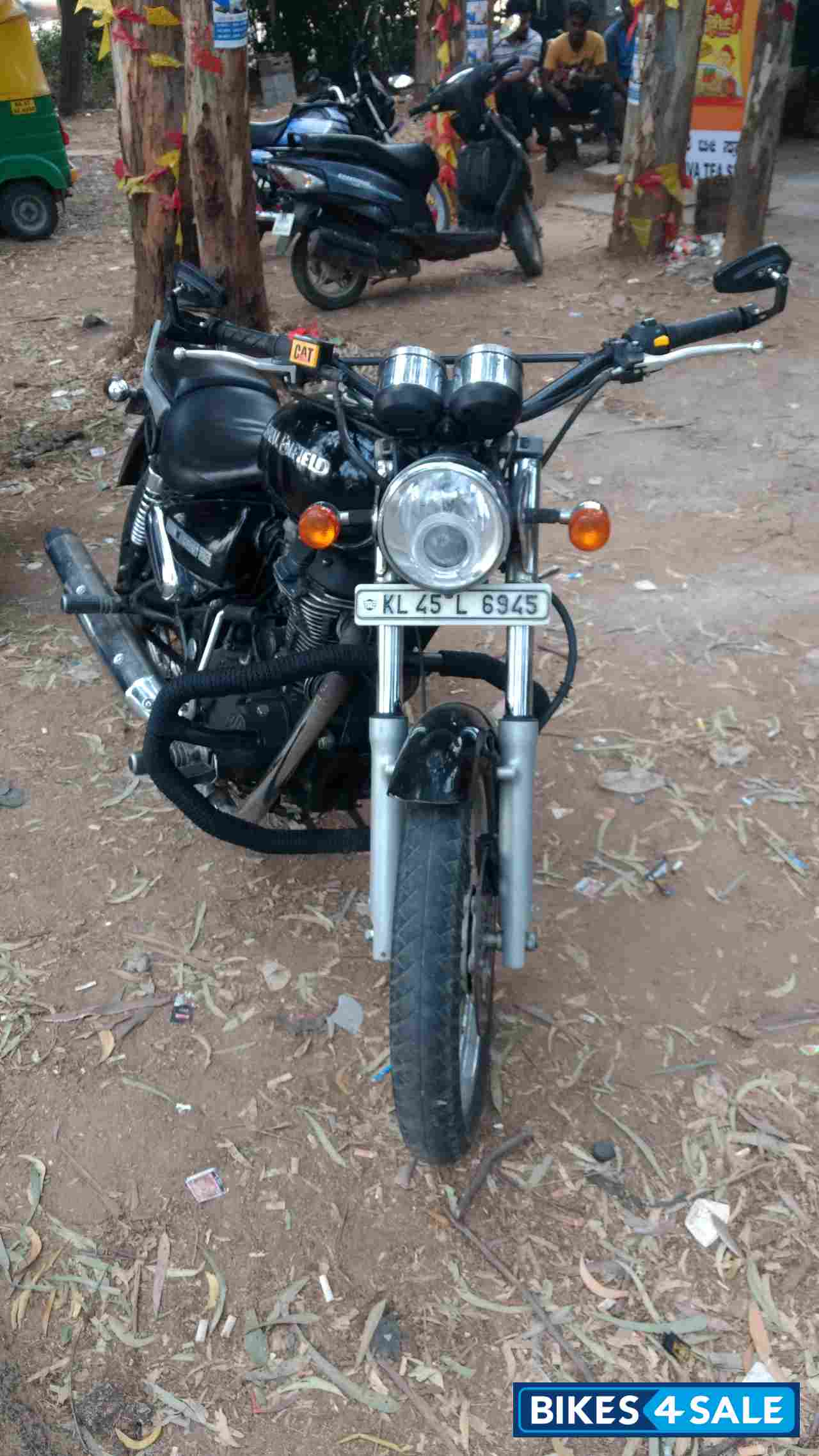 Flicker Black Royal Enfield Thunderbird TwinSpark 350