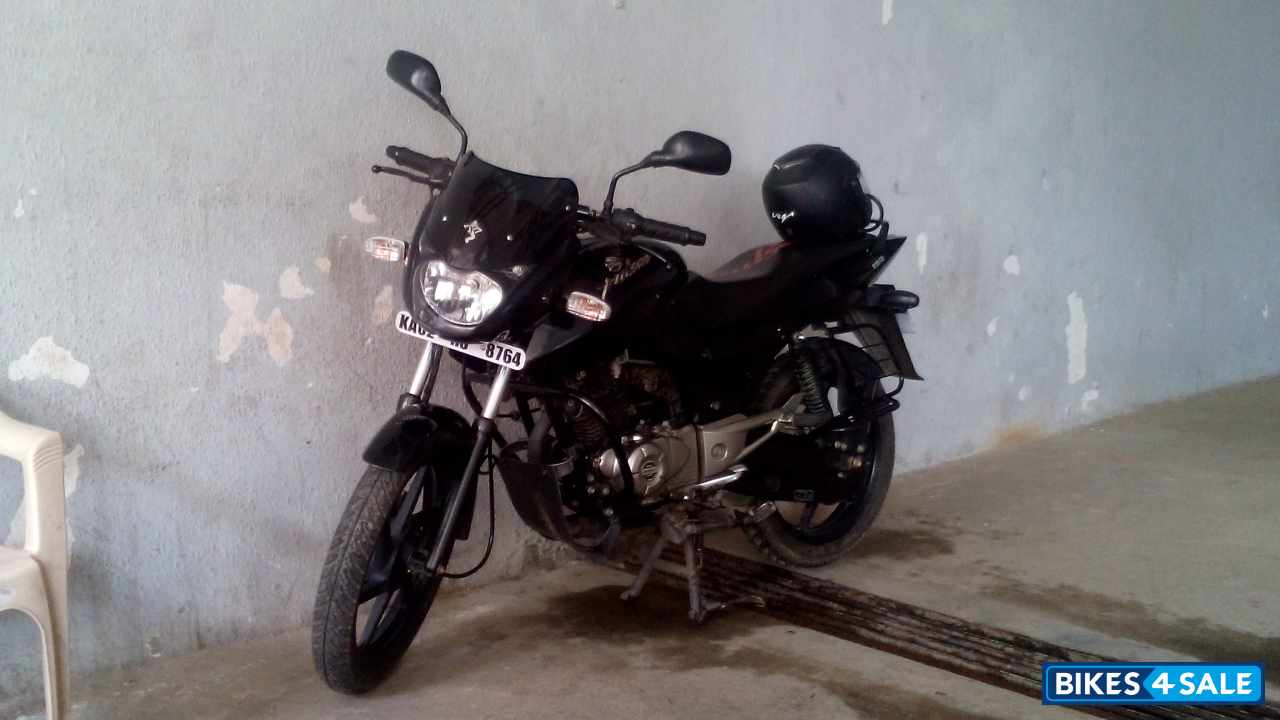 Black Bajaj Pulsar 150 DTSi