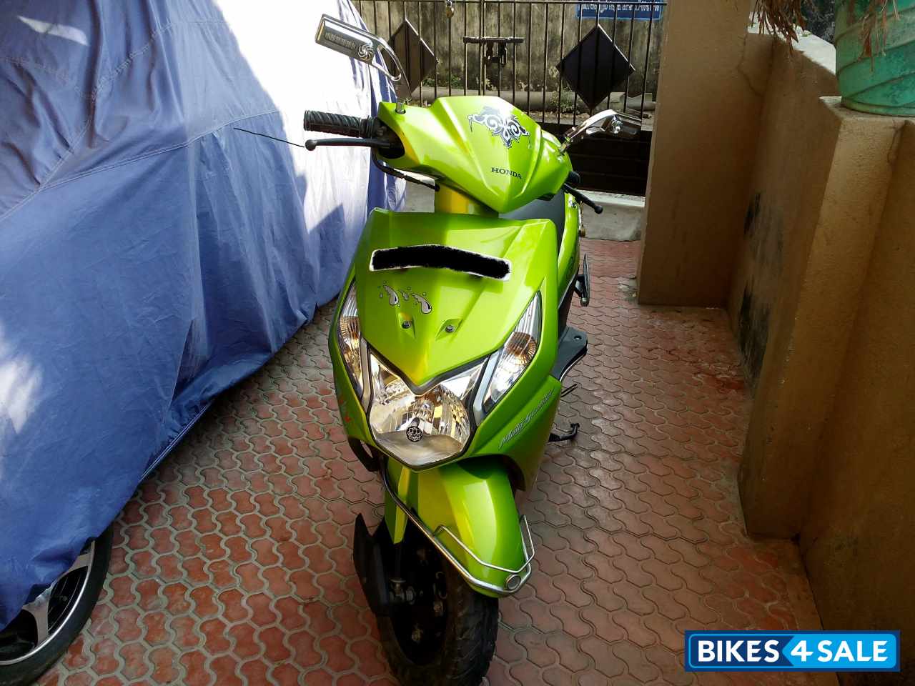 Green Honda Dio