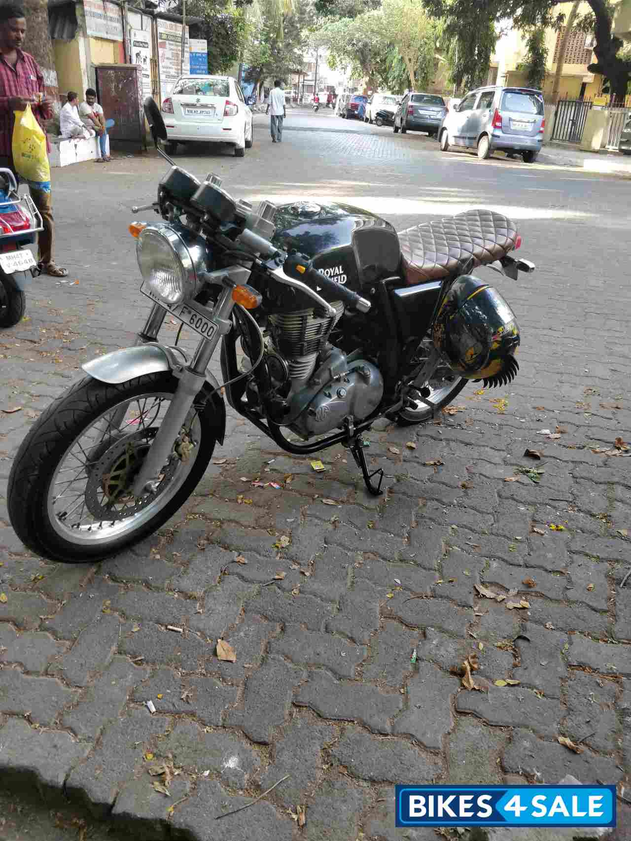 Black Royal Enfield Continental GT 535