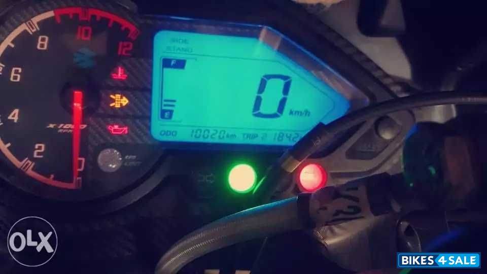 Royal Blue Bajaj Pulsar 220F