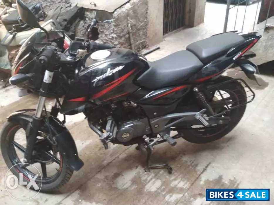 Black And Red Bajaj Pulsar 180 DTSi Black And Red Bajaj Pulsar 180 DTSi