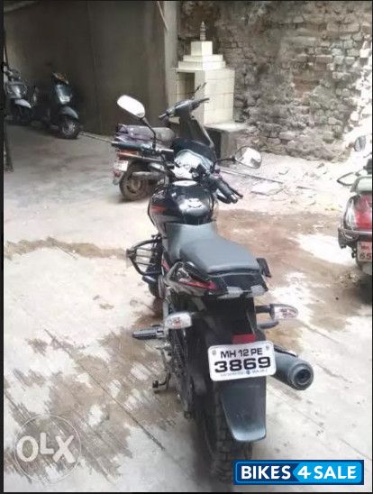 Black And Red Bajaj Pulsar 180 DTSi Black And Red Bajaj Pulsar 180 DTSi