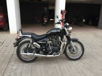 Black Royal Enfield Thunderbird 500