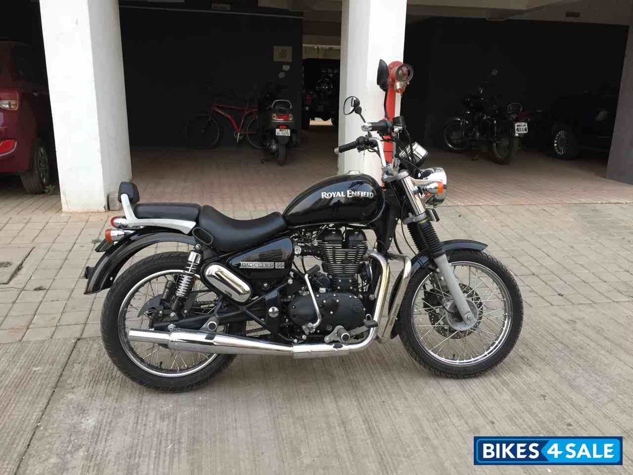 Black Royal Enfield Thunderbird 500