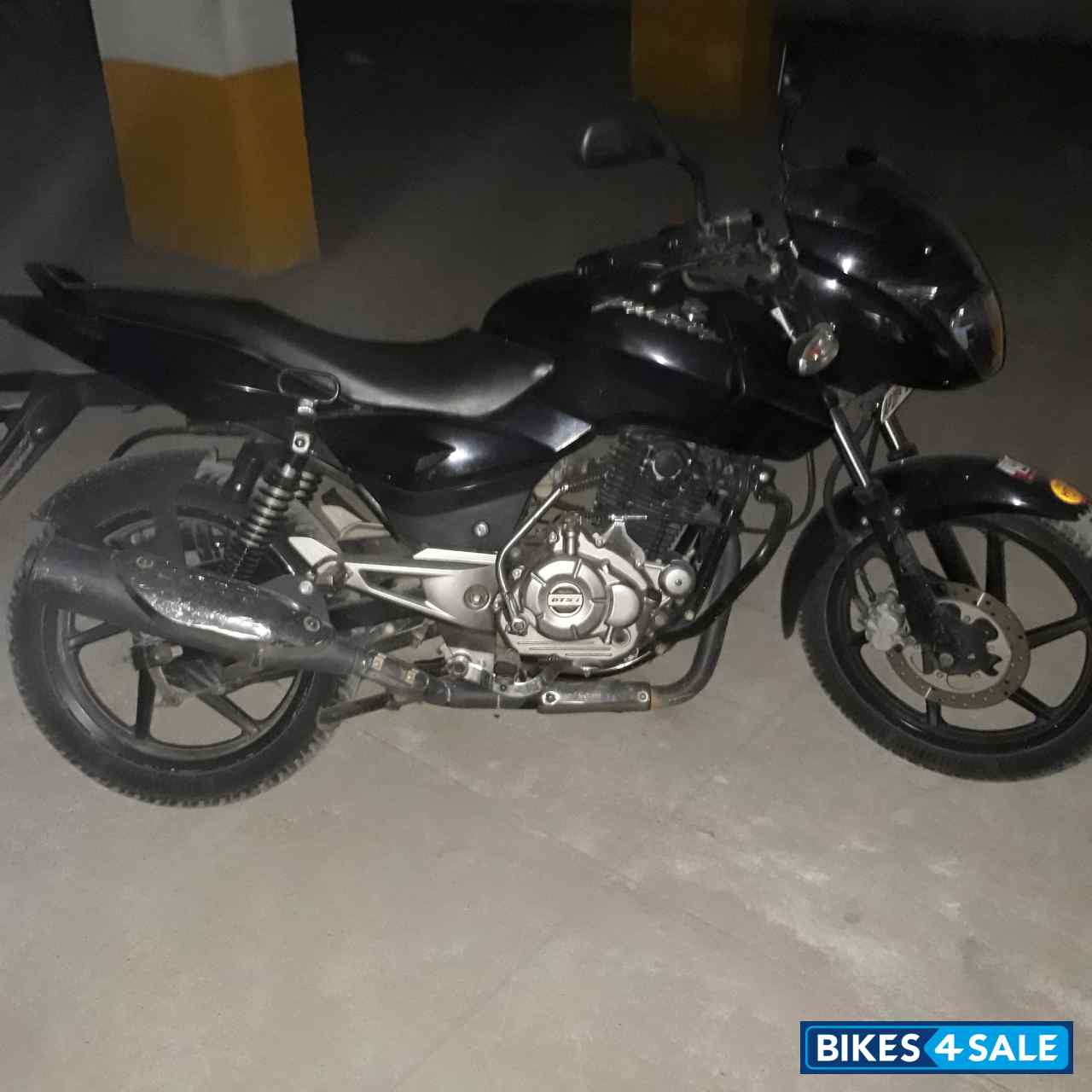 Black Bajaj Pulsar 150 DTSi