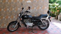 Black Bajaj Avenger Cruise 220